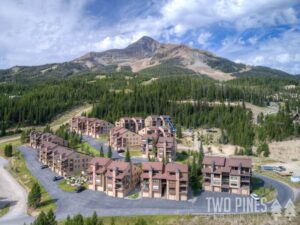 A view of Big sky vacation rentals close to popular dining spots.